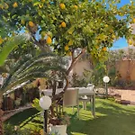 Da Nuccia Bed & Breakfast 3*